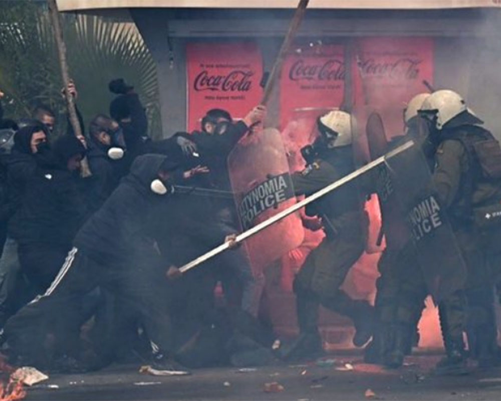 Clashes Erupt in Greece as Thousands Protest Train Crash Anniversary